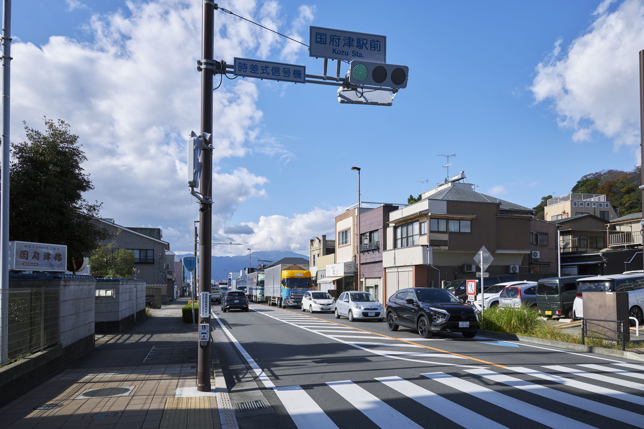国府津駅前のコース沿い