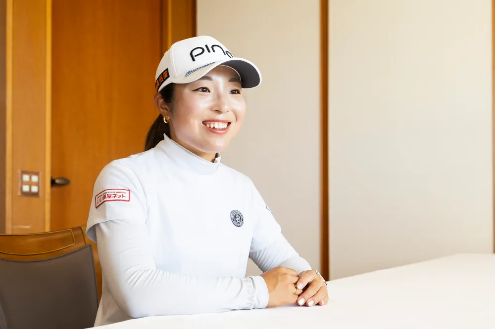 プロゴルファー　佐久間 朱莉②