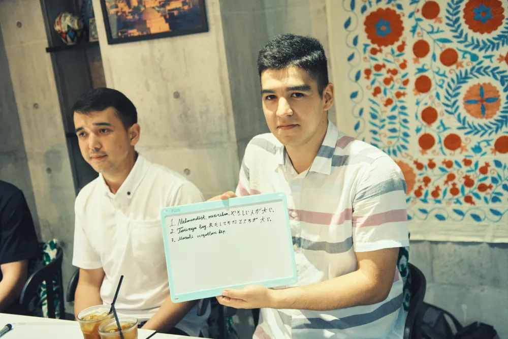 施工管理部／特建工事センター　ウスモノフ アルスロン