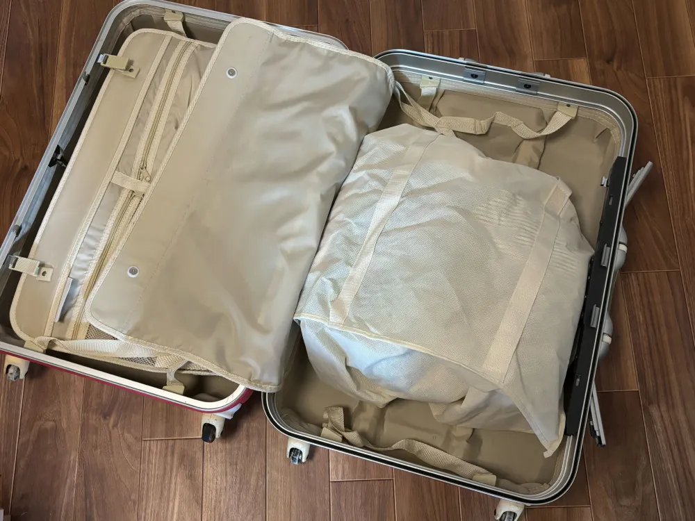 収納術01：ベッド下やスーツケースなどの隙間を狙う